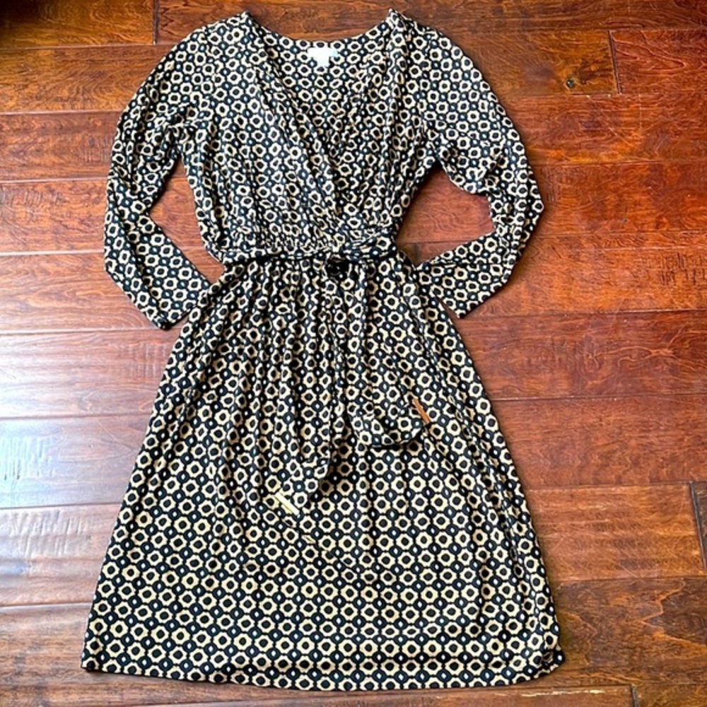 Charter Club woman patterned dress black tan and white faux wrap dress